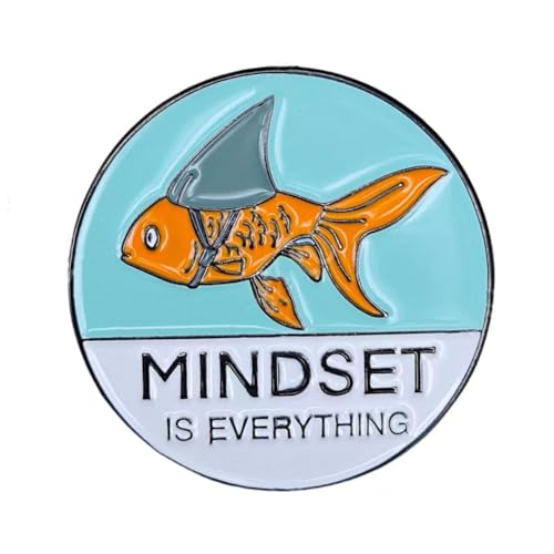 Broche de esmalte con forma de tiburón, pez dorado y carpa. Mindset Is Everything. Para hombres y mujeres